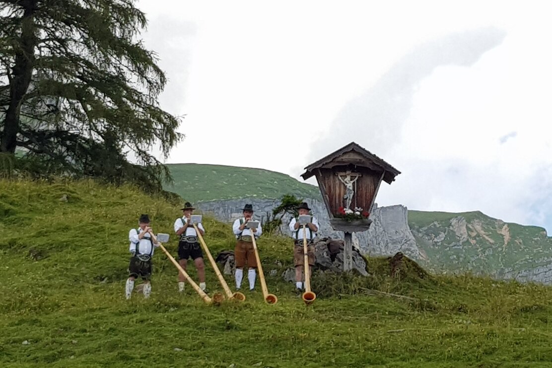 Alphornbläser Bergalm 24h Wanderung
