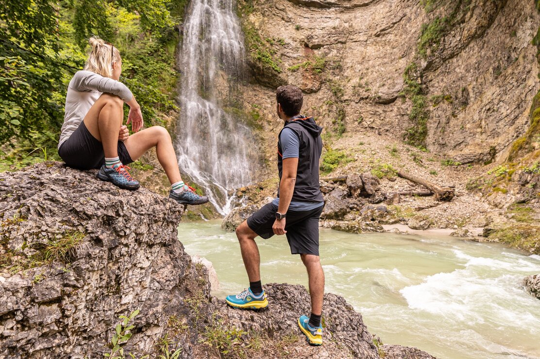 Wasserfall auf dem Weg zur Tiefenbachklamm | © shootandstyle