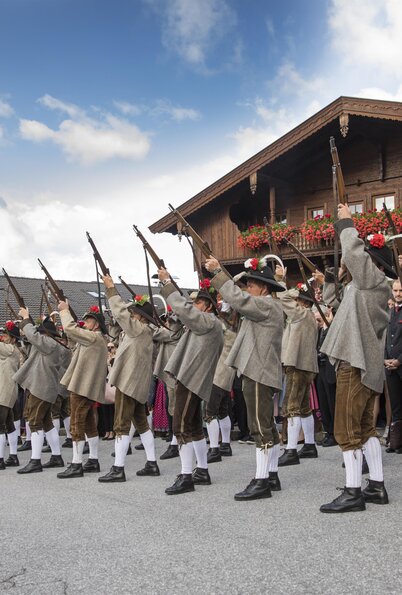 Schützenparade in Alpbach | © Alpbachtal Tourismus