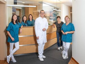 Dr. Ritzer und Team | © Dr. Ritzer - alexgretter