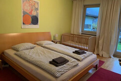 Haus Amalia_Alpbachtal_Kramsach_Schalfzimmer (18)