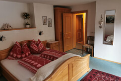 Alpbachblick_Alpbachtal_App2_Schlafzimmer