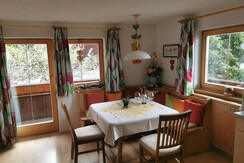 Alpbachblick_Alpbachtal_App2_Sitzecke