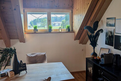 Alpen Loft_Münster_Alpbachtal_Esstisch mit Blick