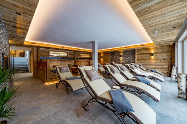 Ruheraum mit Zugang zur Terrasse | © Gasthof Roßmoos