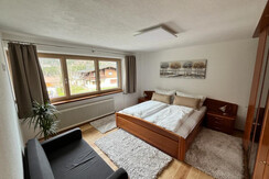 Schlafzimmer1_Bergblick_alpbachtal