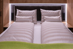 Schlafzimmer 2 Apartment Wiedersbergerhorn