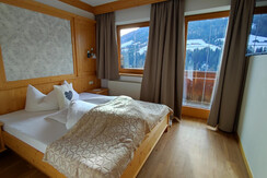 Moaeben Alpbach Wohnung Galtenberg Schlafzimmer