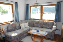 App. Reintalersee_Alpbachtal_Wohnecke mit Couch