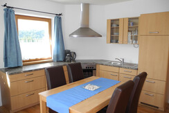 App. Reintalersee_Alpbachtal_Küche_Essbereich