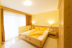 Apartment mit 2 Schlafzimmer