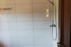 Dusche 1. Etage