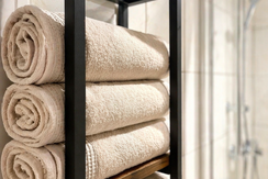 Modern bathroom with plush towels (1)