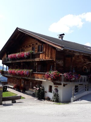 Hausansicht Sommer | © Fam. Schwarzenauer