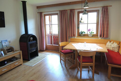 Aussergraben_Alpbach_Blick_Küche_Wohnraum