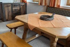 Wohnzimmer mit Sitzbank