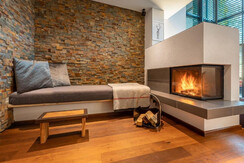 Villa Bergl.21-Wohnzimmer mit Ofen