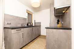 app_5_alpbach_2_bis_4_pers_Kueche