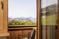 Ausblick_vom_App_1_ins_Dorf