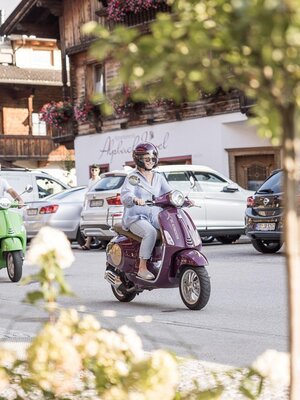 Vespas Alpbacherin