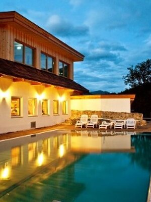 Pool am Abend Camping Stadlerhof | © Camping Stadlerhof