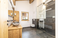 Badezimmer Alpbach Chalet Waschkuchl Alpbach