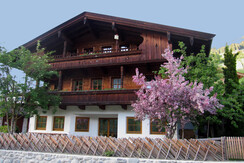 Connys Landhaus im Sommer