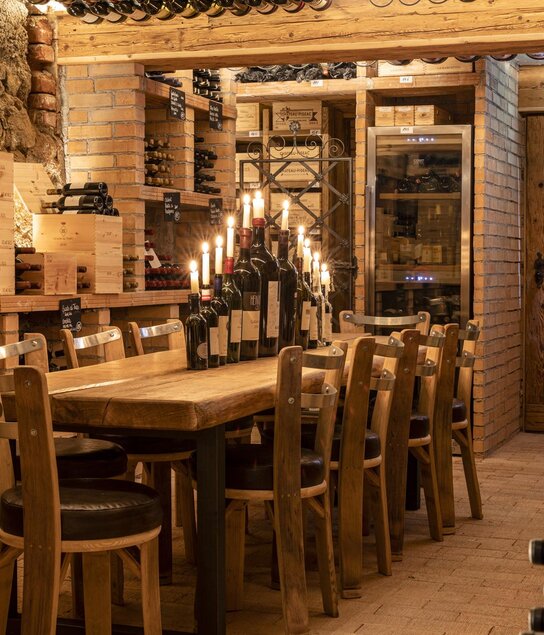 Weinkeller Tisch_3