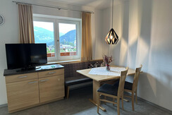 Appartement 1 "Panorama Blick" Essbereich