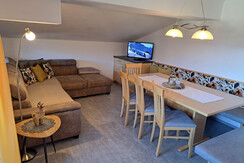 Appartement 3 "Berg Blick" Wohn - Essbereich