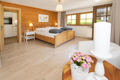 Apartment mit Balkon