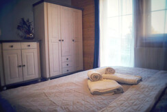 FeWo_Alpbachtal_SchlafzimmerB03