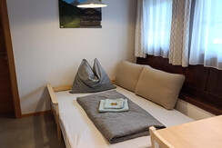 Ferienwohnung_Innergreit_Alpbachtal_Schlafcouch_au