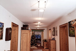 e9c74a97-e66a-4543-bc44-78b7bc455912