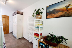 f092d56c-0d8b-4eee-844b-eabca8f7d4be