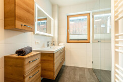 11_Lehenhof_Alpbach_Erdgeschoss_Wohnung_Bad