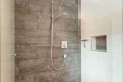 12_Lehenhof_Alpbach_Erdgeschoss_Wohnung Bad