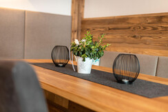 Ferienwohnungen_Lehenhof_Dachgeschoss_Galtenbergbl