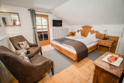 2021_Leirerha╠êusl_Hasselbeck_003_SMALL