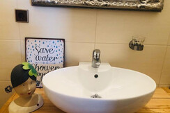 Bad Zimmer Klein&Fein"