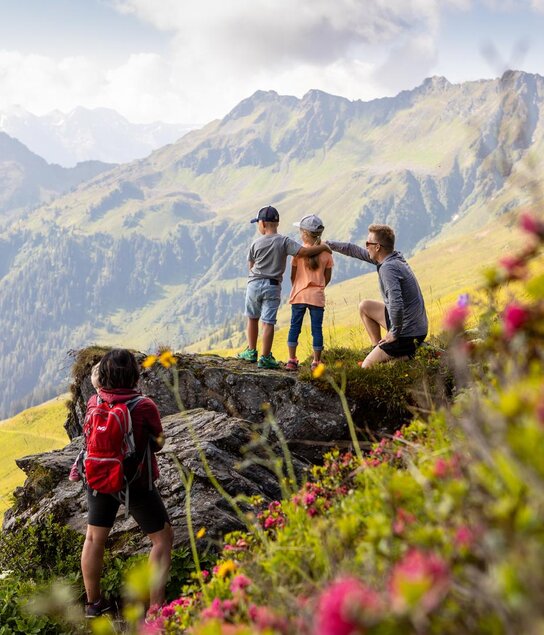 Family Wandern Wiedersberhorn_Alpbachtal Tourismus