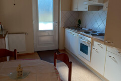 Gachenhof-Alpbachtal-App.1-Eßtisch-Küchenzeile