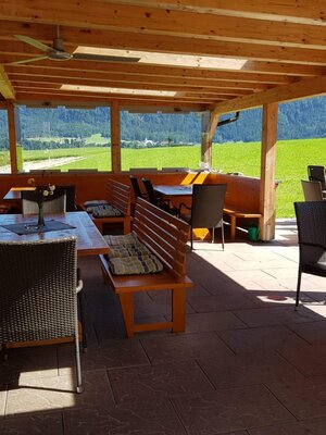 Überdachte Terrasse | © Gasthof Haaser
