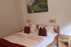 1. Doppelbettzimmer