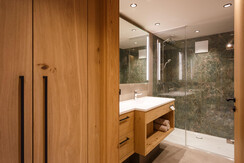 Haus Bergheim Badezimmer1