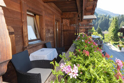 Balkon mit Sitzmöglichkeit