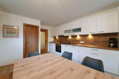 Appartement Tirol livingroom