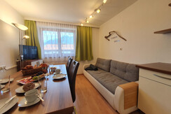 breakfast in the App. Emma