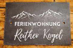 Zimmerschild Appartement