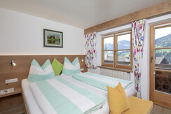 Haus Thomas_Alpbach_Zimmer 1_Schlafzimmer-1